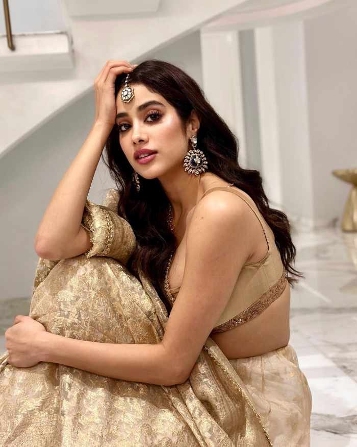 janhvi kapoor_teluguvox 2